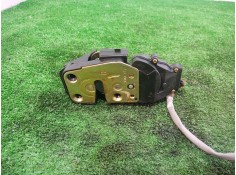 Recambio de cerradura puerta trasera derecha para kia carens 2.0 turbodiesel cat referencia OEM IAM   