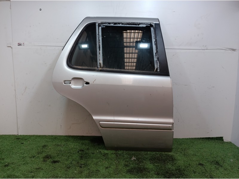 Recambio de puerta trasera derecha para mercedes clase m (w163) 270 cdi (163.113) referencia OEM IAM   