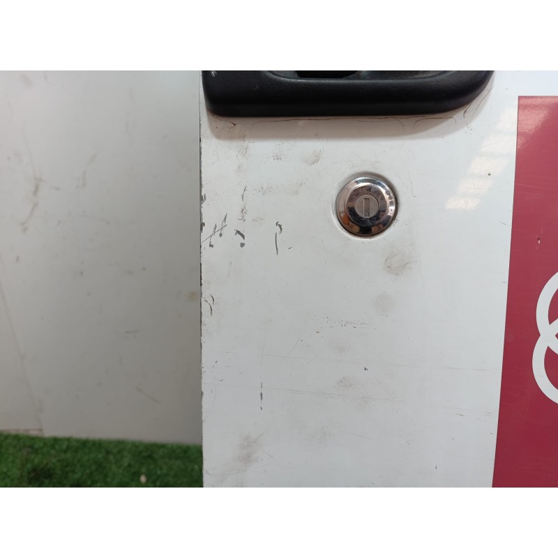 Recambio de puerta delantera derecha para renault master ii phase 2 caja cerrada 2.5 diesel referencia OEM IAM   