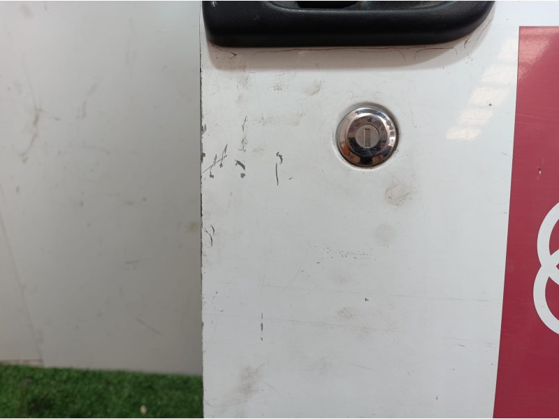 Recambio de puerta delantera derecha para renault master ii phase 2 caja cerrada 2.5 diesel referencia OEM IAM   