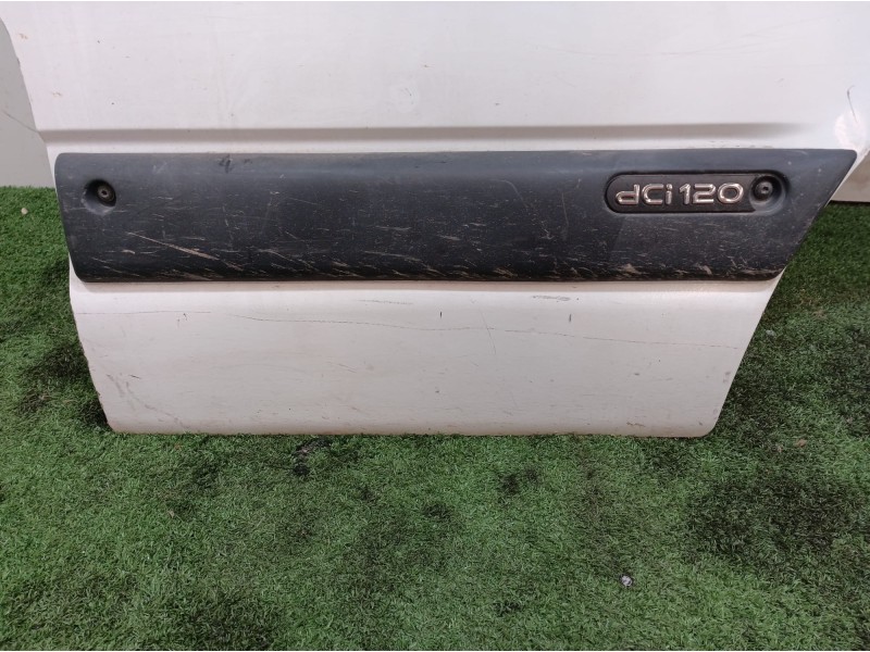 Recambio de puerta delantera derecha para renault master ii phase 2 caja cerrada 2.5 diesel referencia OEM IAM   