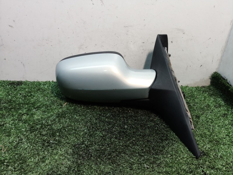 Recambio de retrovisor derecho para renault scenic ii referencia OEM IAM 011126 011126 011126