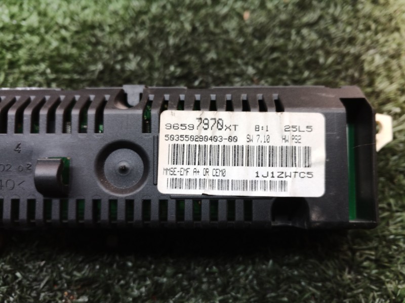 Recambio de pantalla multifuncion para citroen c2 audace referencia OEM IAM 96597970XT 96597970XT 5555502902