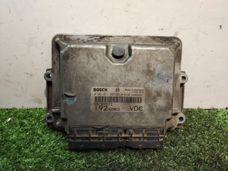 Recambio de centralita motor uce para fiat stilo (192) 1.9 jtd cat referencia OEM IAM   