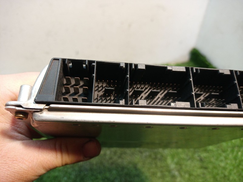 Recambio de centralita motor uce para bmw serie 3 berlina (e46) 1.9 cat referencia OEM IAM   