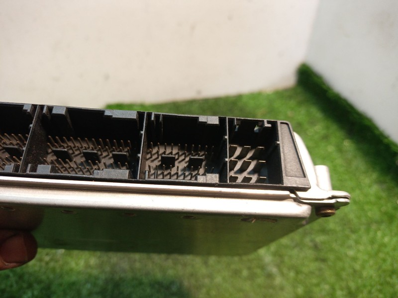 Recambio de centralita motor uce para bmw serie 3 berlina (e46) 1.9 cat referencia OEM IAM   