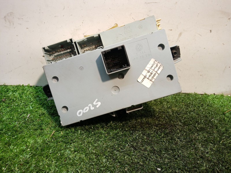 Recambio de caja reles / fusibles para fiat stilo (192) 1.9 jtd cat referencia OEM IAM   