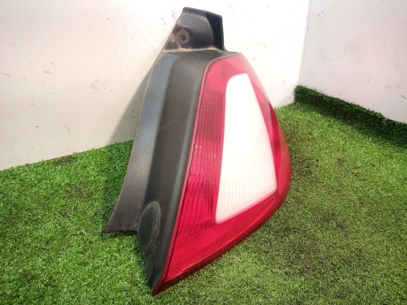 Recambio de piloto trasero derecho para renault megane ii berlina 5p 1.5 dci diesel referencia OEM IAM   