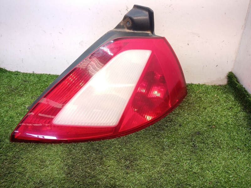 Recambio de piloto trasero derecho para renault megane ii berlina 5p 1.5 dci diesel referencia OEM IAM   