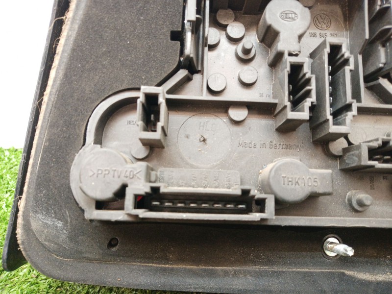 Recambio de piloto trasero izquierdo para volkswagen golf iii cabrio (1e7) 1.9 tdi referencia OEM IAM   