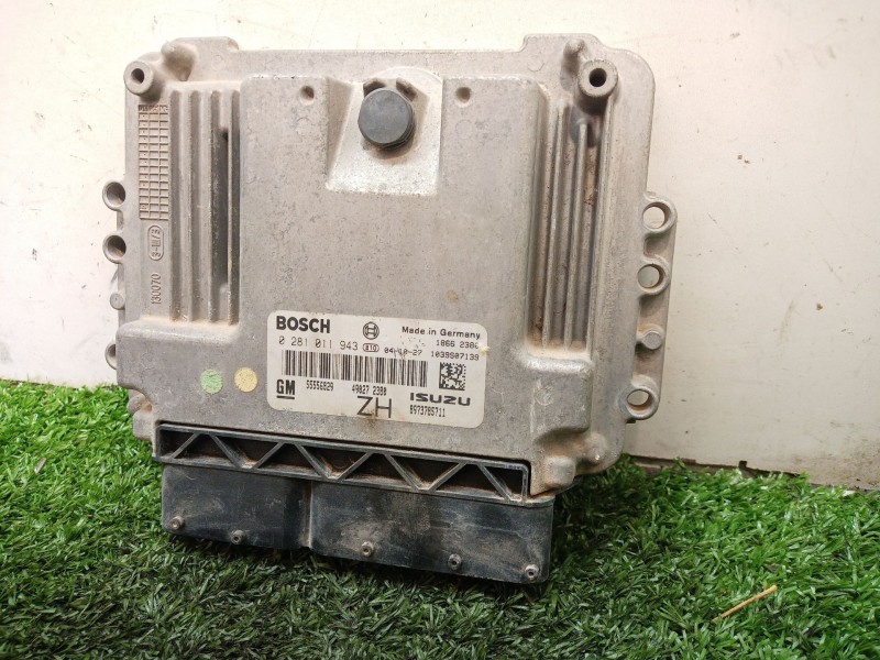 Recambio de centralita motor uce para opel astra h ber. edition referencia OEM IAM   