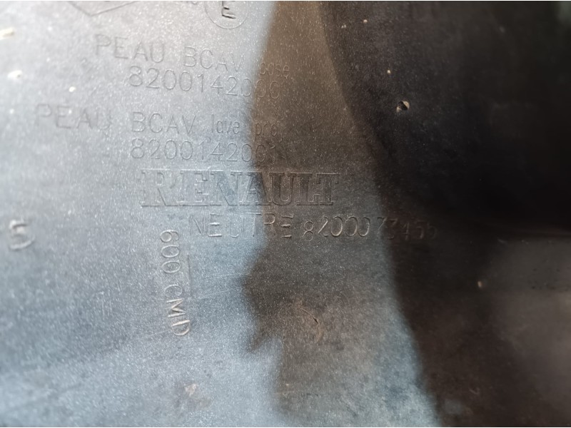 Recambio de paragolpes delantero para renault megane ii berlina 5p authentique referencia OEM IAM 8200142001 8200142001 82000734