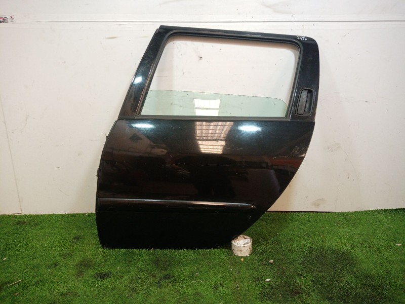 Recambio de puerta trasera izquierda para peugeot 206 sw 1.6 16v cat referencia OEM IAM   