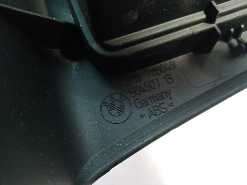 Recambio de rejilla aireadora para bmw serie 3 berlina (e90) referencia OEM IAM 584507 584507 584507