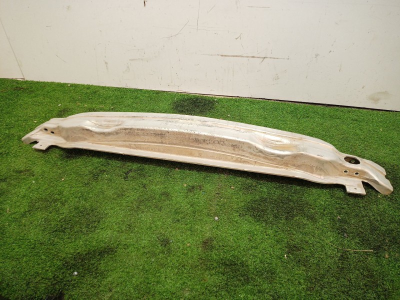 Recambio de refuerzo paragolpes delantero para audi a6 berlina (4b2) 2.5 tdi referencia OEM IAM   