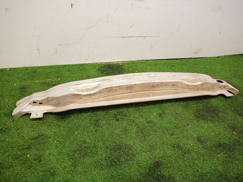 Recambio de refuerzo paragolpes delantero para audi a6 berlina (4b2) 2.5 tdi referencia OEM IAM   