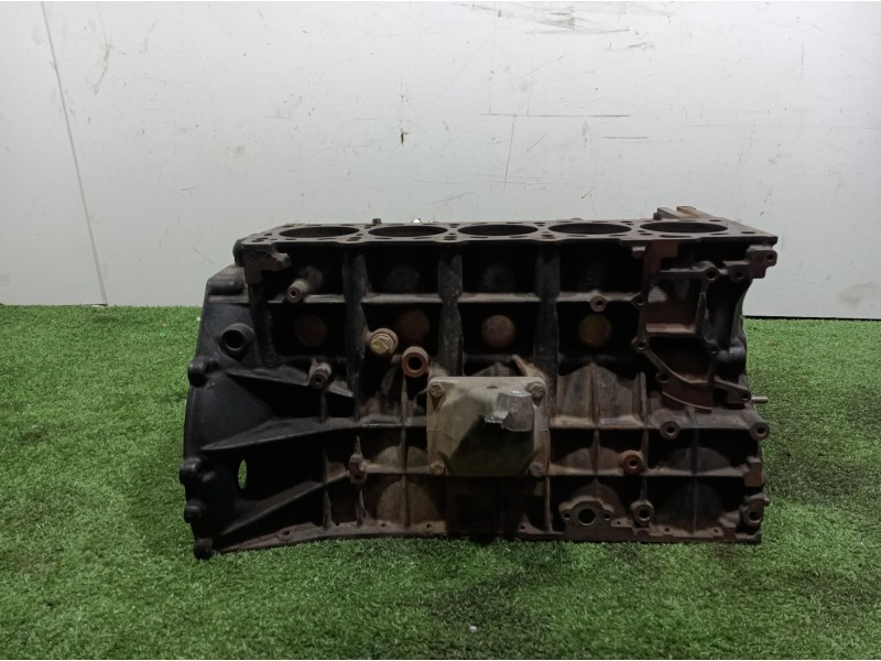 Recambio de bloque para ssangyong rexton 270 xdi limited referencia OEM IAM 665925 665925 665925