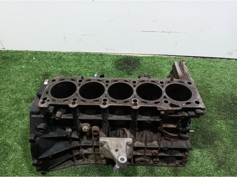 Recambio de bloque para ssangyong rexton 270 xdi limited referencia OEM IAM 665925 665925 665925