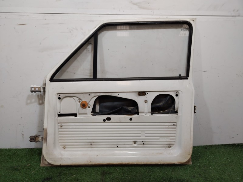 Recambio de puerta delantera derecha para seat marbella 0.9 referencia OEM IAM 3PUERTAS 3 PUERTAS 3 PUERTAS