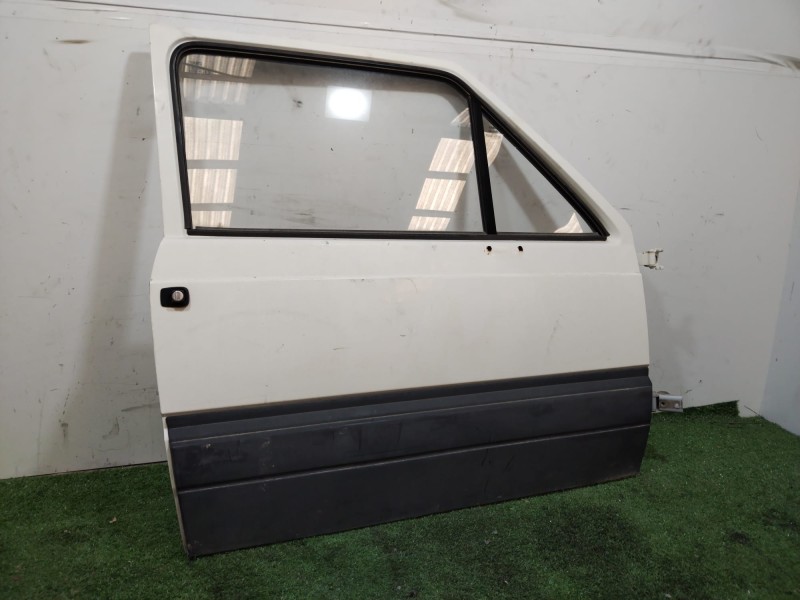 Recambio de puerta delantera derecha para seat marbella 0.9 referencia OEM IAM 3PUERTAS 3 PUERTAS 3 PUERTAS