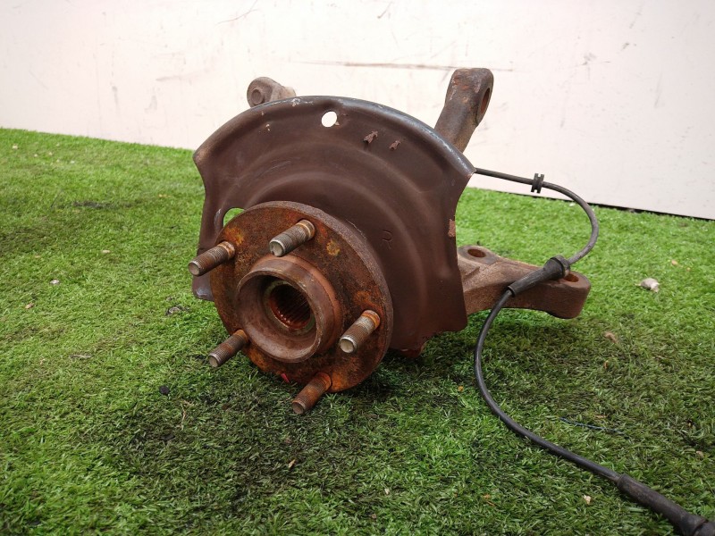 Recambio de mangueta delantera derecha para nissan x-trail (t30) 2.0 16v cat referencia OEM IAM   