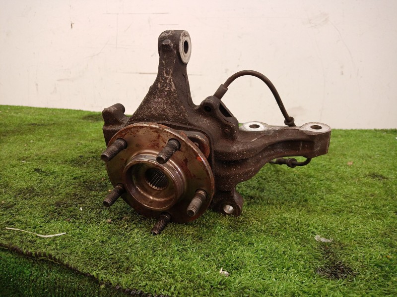 Recambio de mangueta delantera derecha para chrysler voyager (rg) 2.5 crd grand voyager limited referencia OEM IAM   