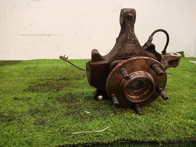 Recambio de mangueta delantera derecha para chrysler voyager (rg) 2.5 crd grand voyager limited referencia OEM IAM   