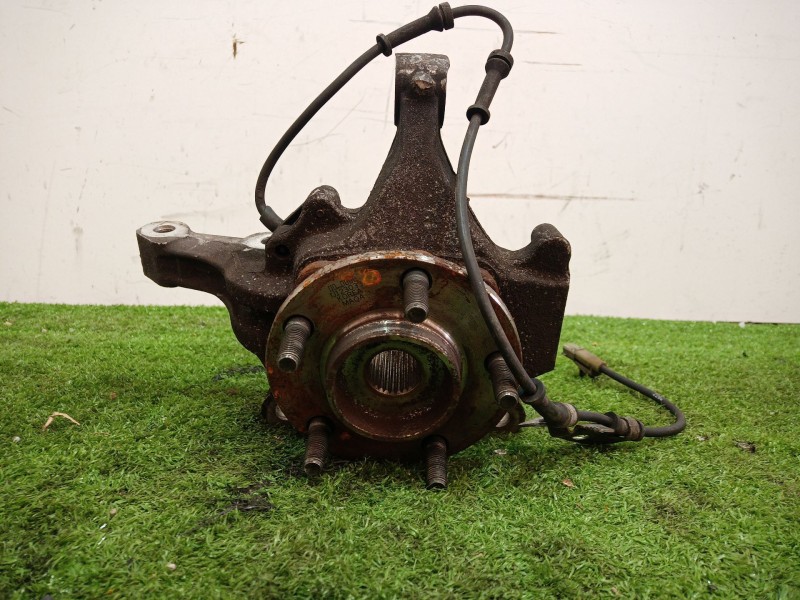 Recambio de mangueta delantera izquierda para chrysler voyager (rg) 2.5 crd grand voyager limited referencia OEM IAM   