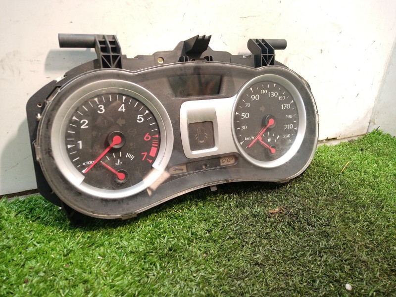 Recambio de cuadro instrumentos para renault clio iii 1.2 16v referencia OEM IAM   