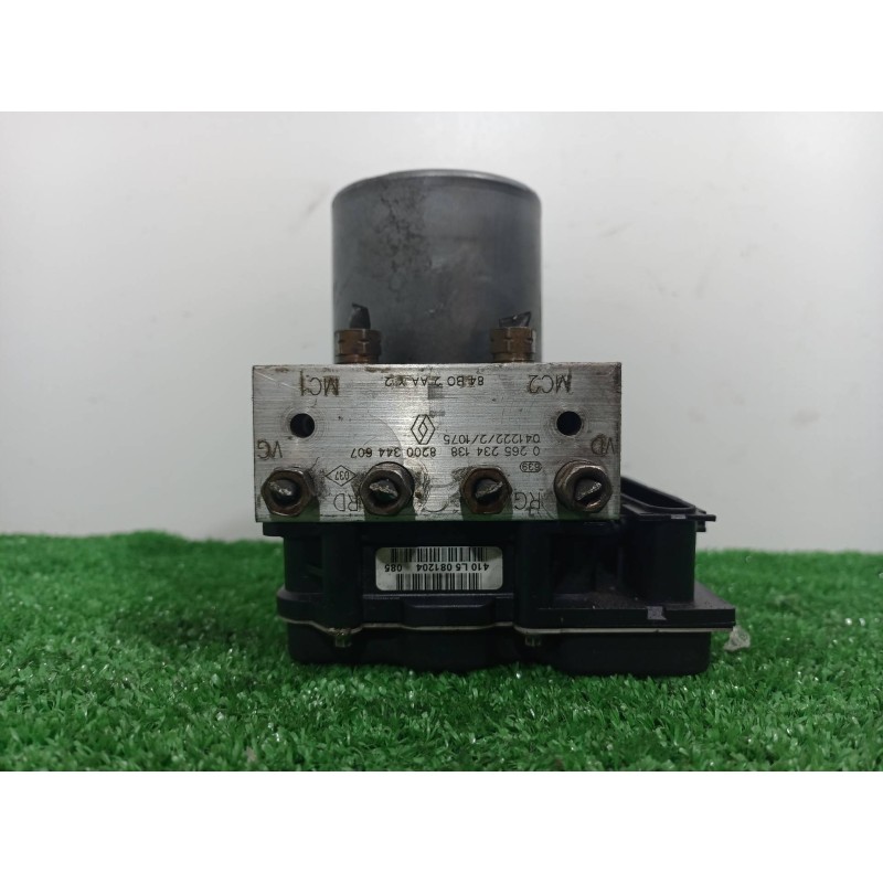 Recambio de abs para renault megane ii classic berlina 1.5 dci diesel referencia OEM IAM 8200344607 8200344607 04122221075