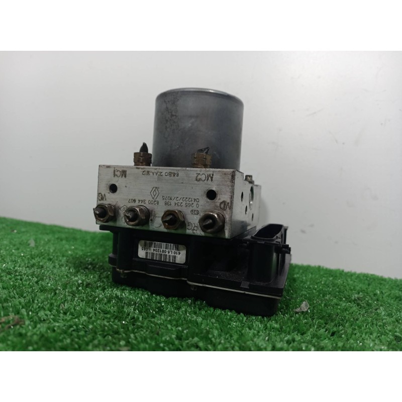 Recambio de abs para renault megane ii classic berlina 1.5 dci diesel referencia OEM IAM 8200344607 8200344607 04122221075