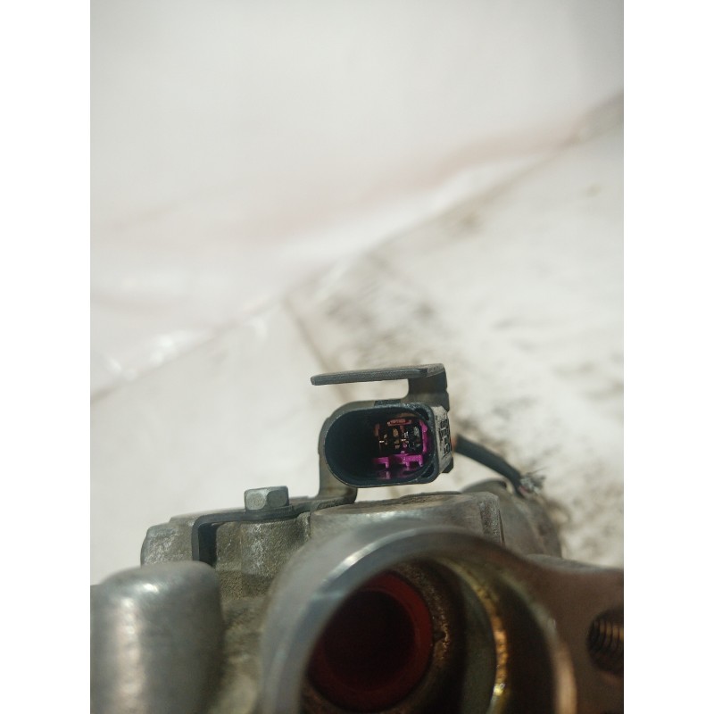 Recambio de compresor aire acondicionado para seat ibiza (6l1) sport rider referencia OEM IAM 6Q0820803J 6Q0820803J 6Q0820803J