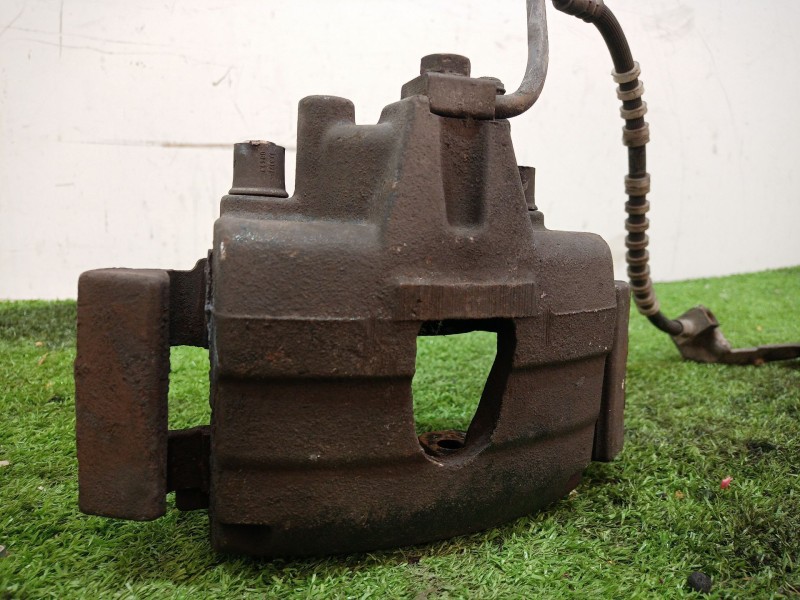 Recambio de pinza freno delantera izquierda para chrysler voyager (rg) 2.5 crd grand voyager limited referencia OEM IAM   