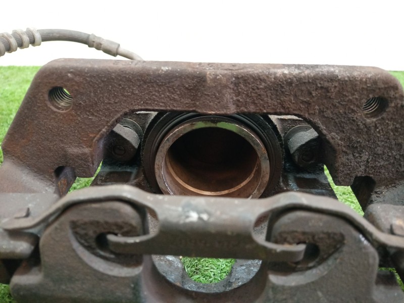 Recambio de pinza freno delantera izquierda para chrysler voyager (rg) 2.5 crd grand voyager limited referencia OEM IAM   