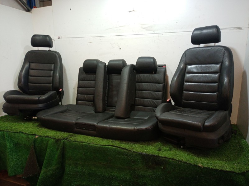 Recambio de juego de asientos completo para audi a6 berlina (4b2) 2.5 tdi referencia OEM IAM   