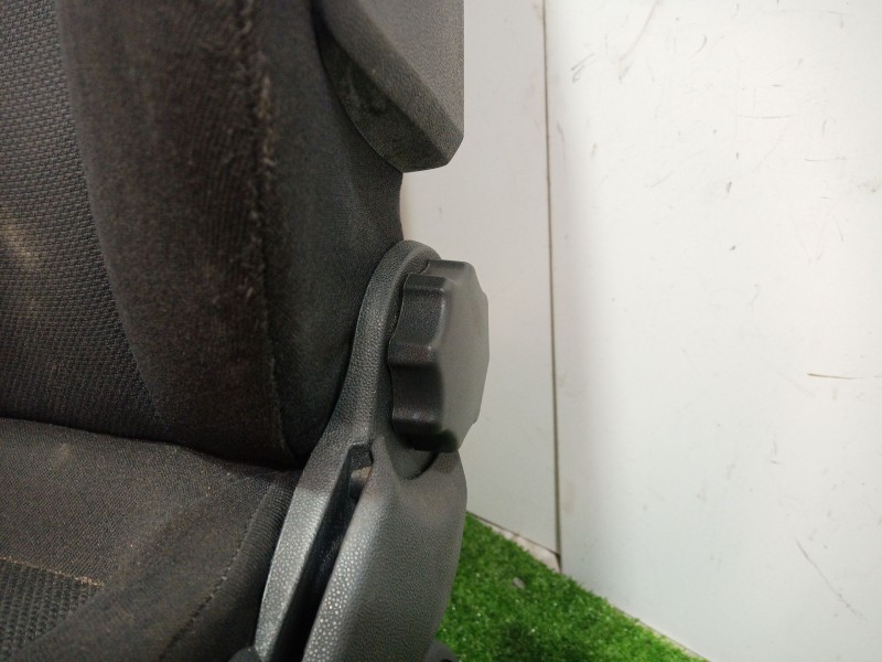 Recambio de juego de asientos completo para opel zafira b 1.6 16v referencia OEM IAM   