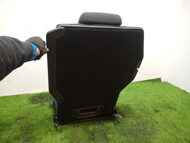Recambio de asiento para opel zafira b 1.6 16v referencia OEM IAM   