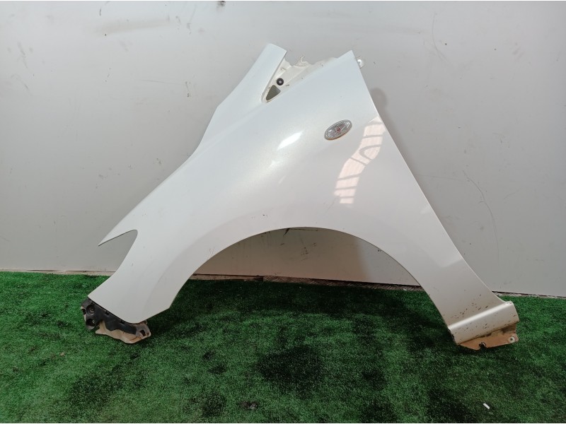 Recambio de aleta delantera izquierda para mazda 5 berl. (cr) 2.0 active+ referencia OEM IAM   