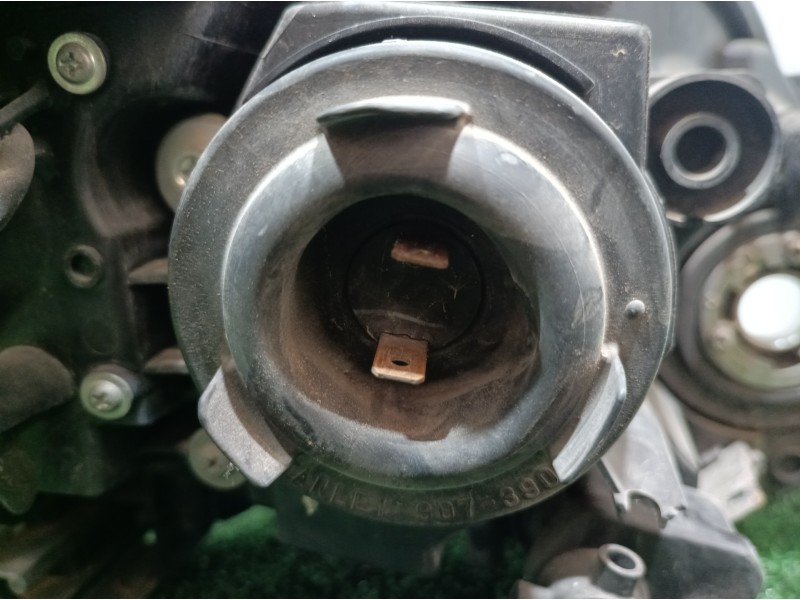 Recambio de faro izquierdo para mazda 5 berl. (cr) 2.0 active+ referencia OEM IAM P7703 P7703 11798