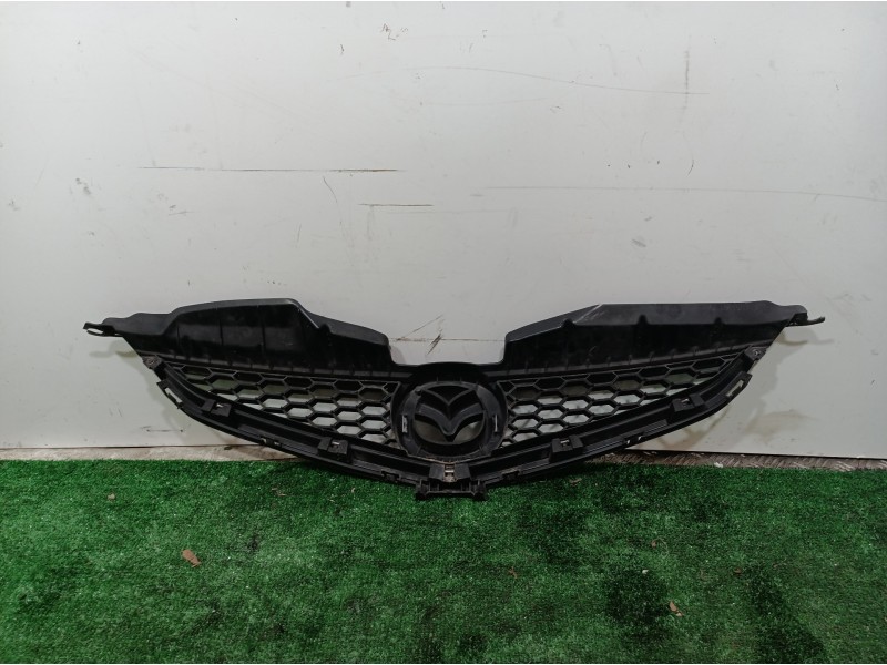 Recambio de rejilla delantera para mazda 5 berl. (cr) 2.0 active+ referencia OEM IAM CE1950712 CE1950712 CE1950712