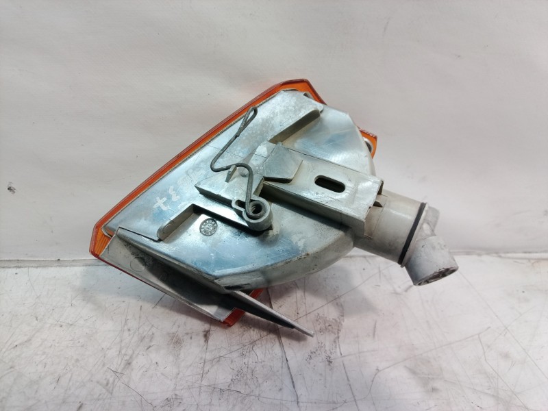 Recambio de piloto delantero derecho para peugeot 205 berlina 1.1 mito referencia OEM IAM 630330 630330 630330