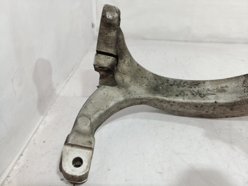 Recambio de mangueta delantera derecha para audi a8 (4e2) 3.7 quattro referencia OEM IAM   