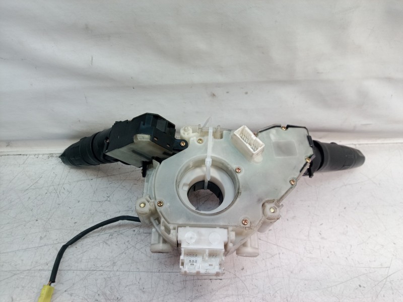 Recambio de mando multifuncion para nissan micra (k12e) acenta referencia OEM IAM   