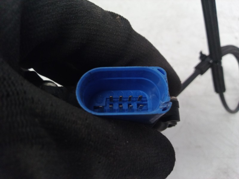 Recambio de cerradura puerta delantera izquierda para seat toledo (5p2) exclusive referencia OEM IAM 3D1837015 3D1837015 3D18370