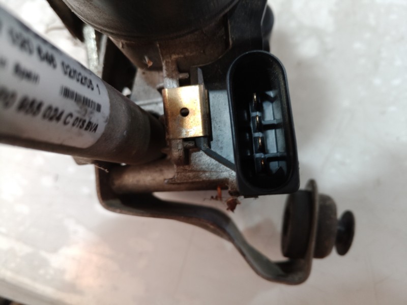 Recambio de motor limpia delantero para seat toledo (5p2) exclusive referencia OEM IAM 3397020646 3397020646 3397020646