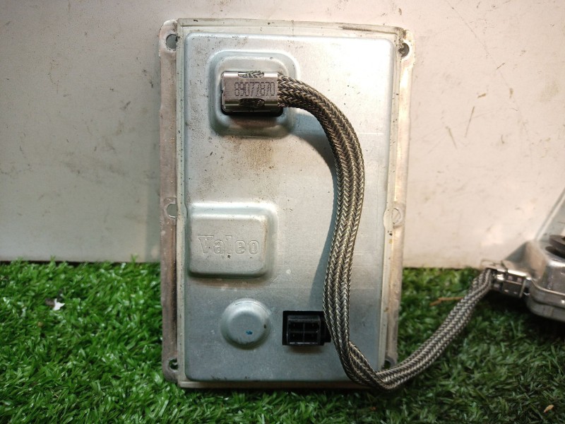 Recambio de centralita faros xenon para renault laguna ii (bg0) 1.9 dci diesel referencia OEM IAM 73010157F 89035113 73010157