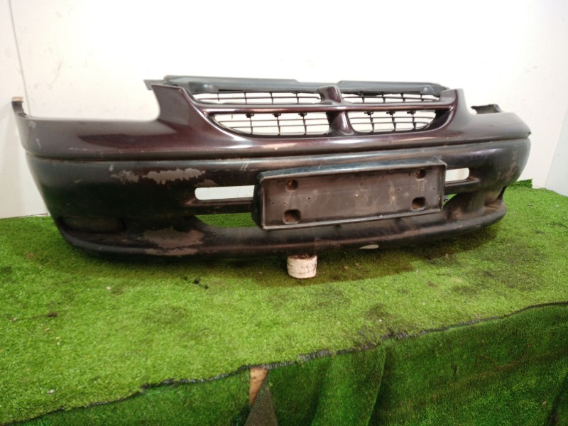 Recambio de paragolpes delantero para chrysler voyager (gs) 2.5 td family referencia OEM IAM 4676846L 4676846L 4676846
