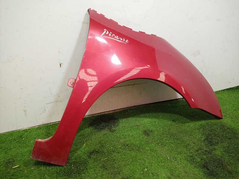 Recambio de aleta delantera derecha para citroen c4 picasso exclusive referencia OEM IAM   