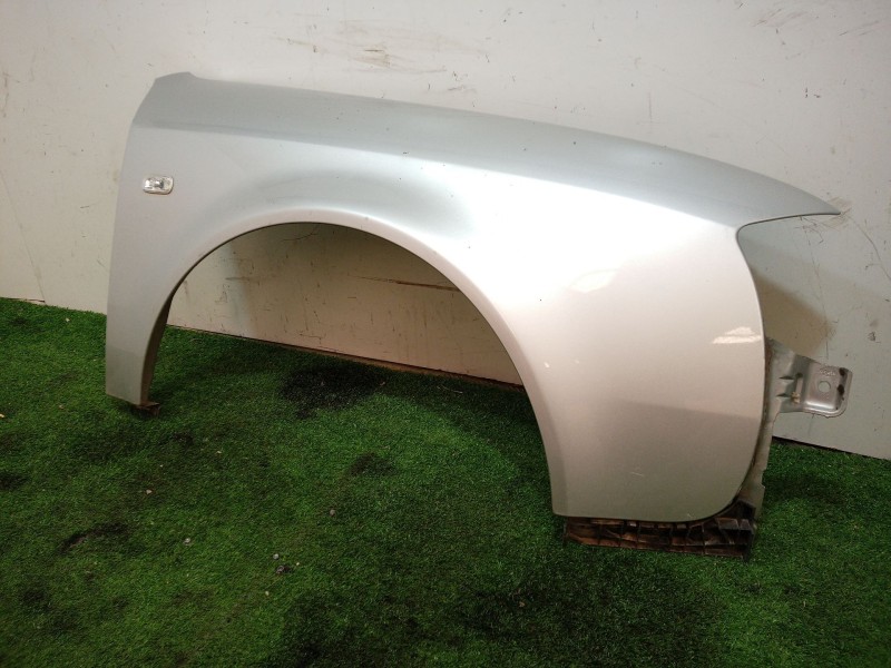 Recambio de aleta delantera derecha para audi a6 berlina (4b2) 2.5 tdi referencia OEM IAM   