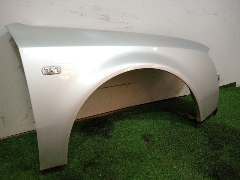 Recambio de aleta delantera derecha para audi a6 berlina (4b2) 2.5 tdi referencia OEM IAM   